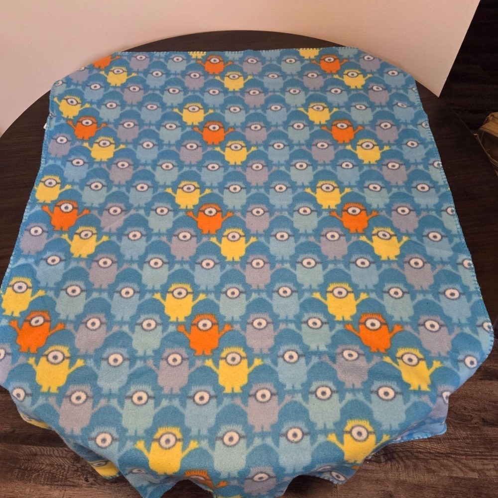 DespicableMe Minion Made Blue Fleece Throw Blanket Minions Print 45x60 Polyester